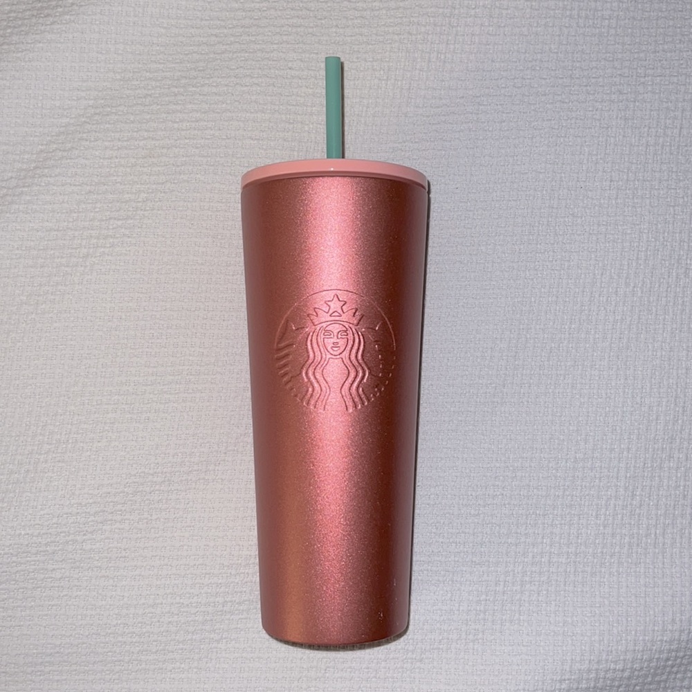 Starbucks 24oz tumbler with straw